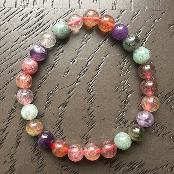 Mix strawberry quartz with amethyst 7mm - Picture 1 of 3